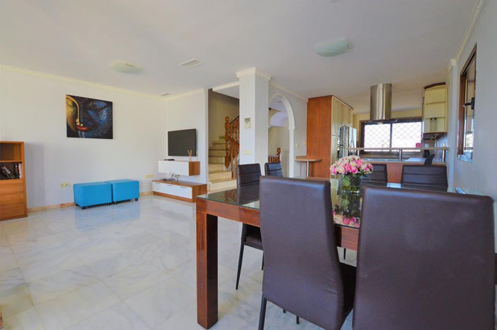 Image No.5-5 Bed House for sale