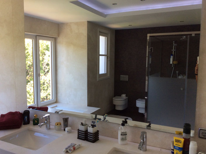 Image No.17-6 Bed House for sale