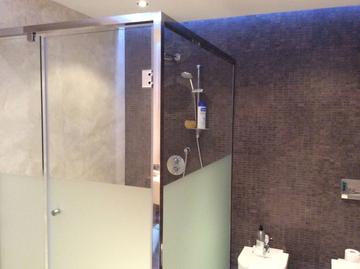 Image No.31-6 Bed House for sale