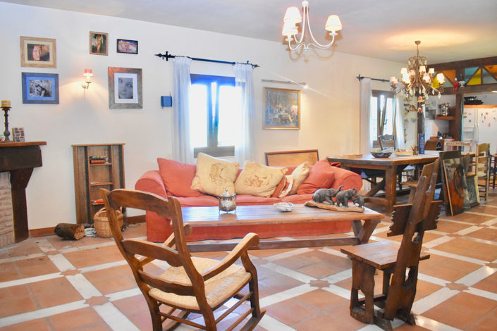 Image No.8-4 Bed Villa for sale