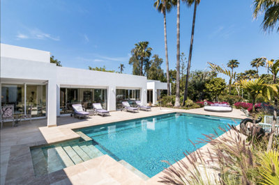 5 Bed House for sale