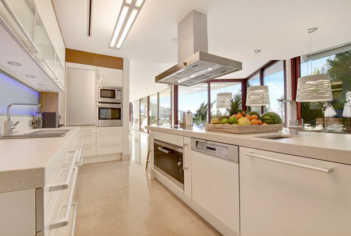 Image No.10-7 Bed House for sale