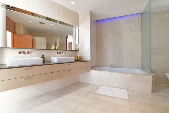 Image No.15-7 Bed House for sale