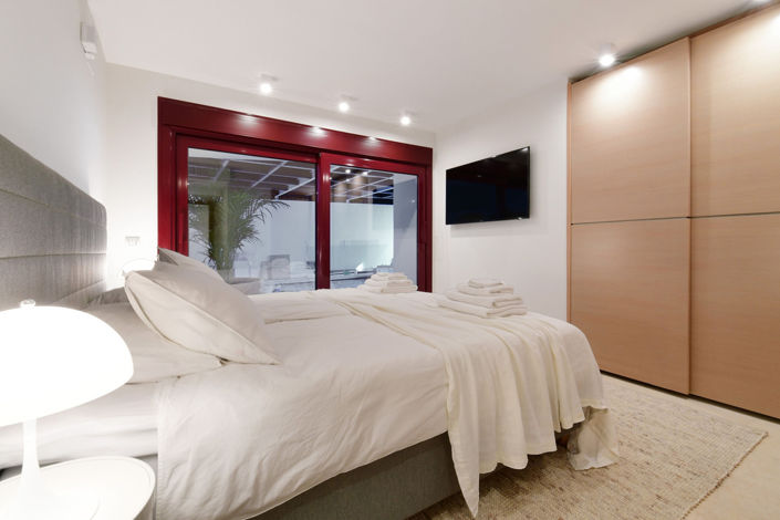 Image No.22-7 Bed House for sale