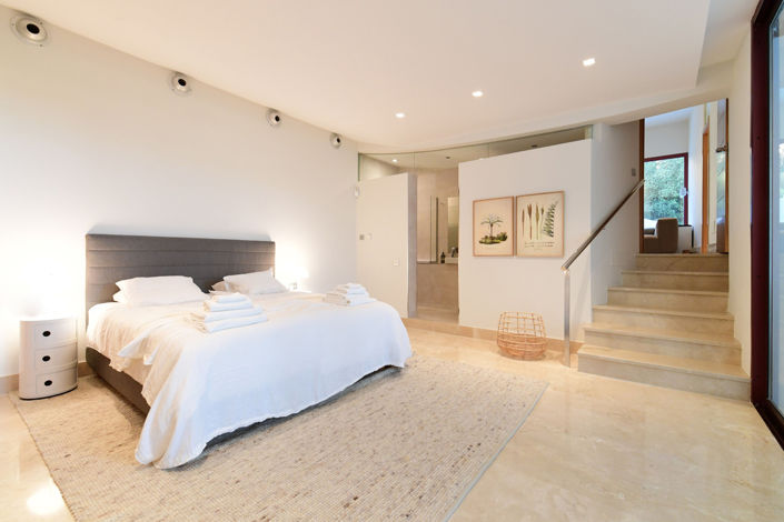 Image No.23-7 Bed House for sale