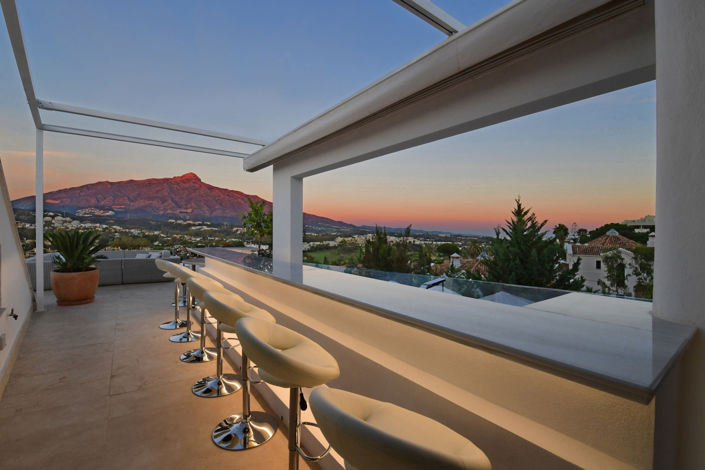 Image No.33-7 Bed House for sale