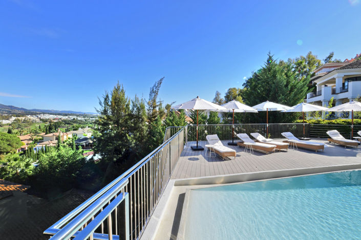 Image No.35-7 Bed House for sale