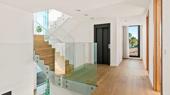 Image No.34-6 Bed Villa for sale