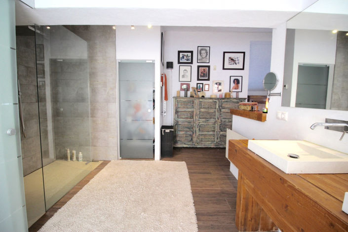 Image No.13-3 Bed House for sale