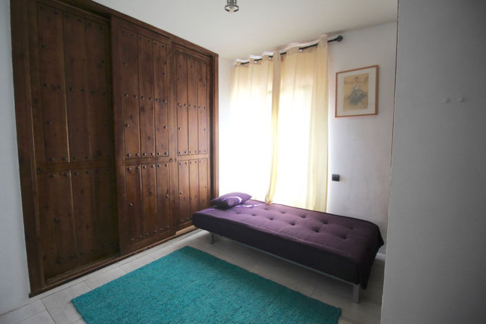 Image No.16-3 Bed House for sale