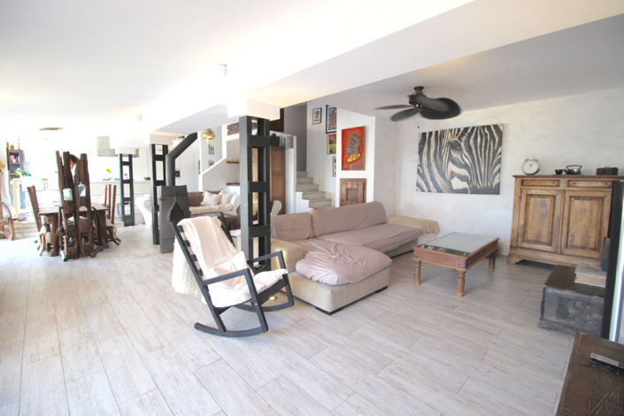 Image No.2-3 Bed House for sale