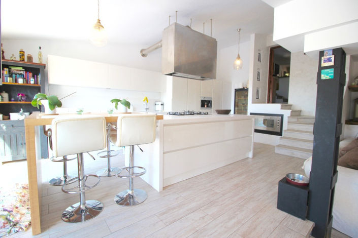 Image No.4-3 Bed House for sale