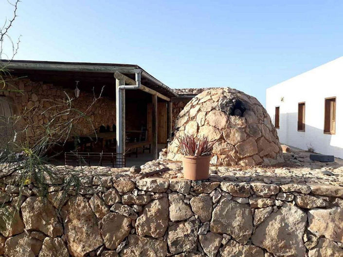 Image No.19-3 Bed House for sale