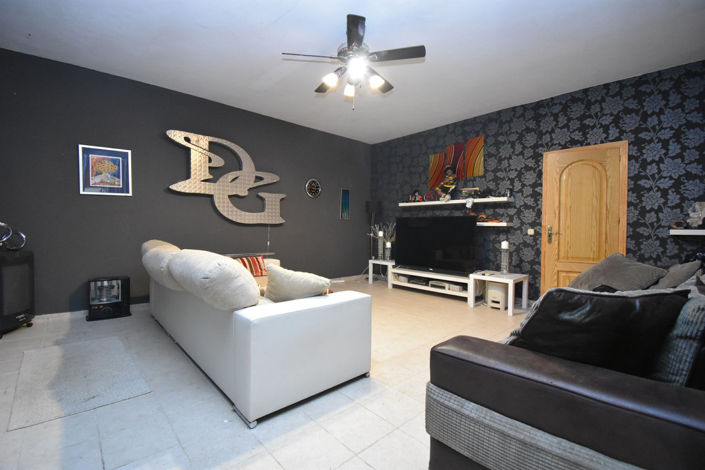 Image No.14-4 Bed House for sale