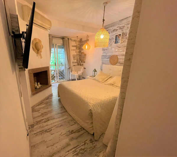 Image No.22-2 Bed Apartment for sale