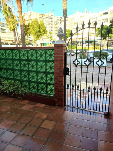 Image No.20-4 Bed House for sale