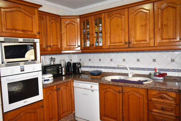 Image No.4-4 Bed House for sale