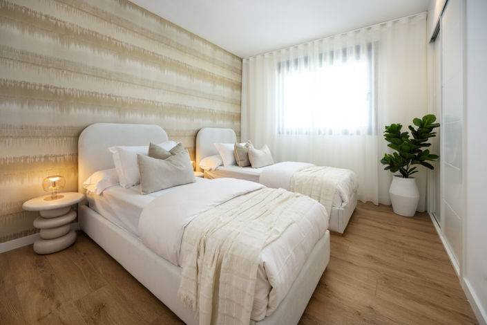 Image No.16-2 Bed Property for sale