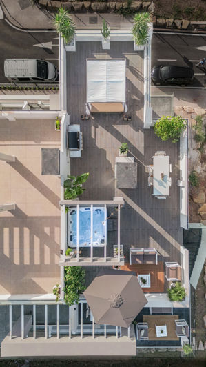 Image No.42-2 Bed Property for sale