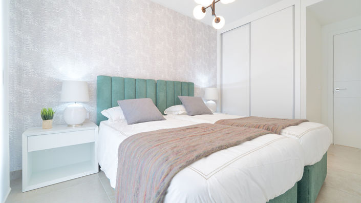 Image No.21-2 Bed Property for sale