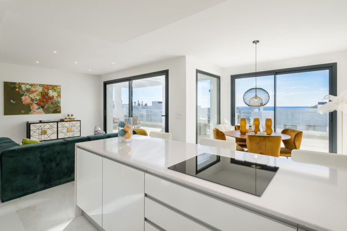 Image No.24-3 Bed Property for sale