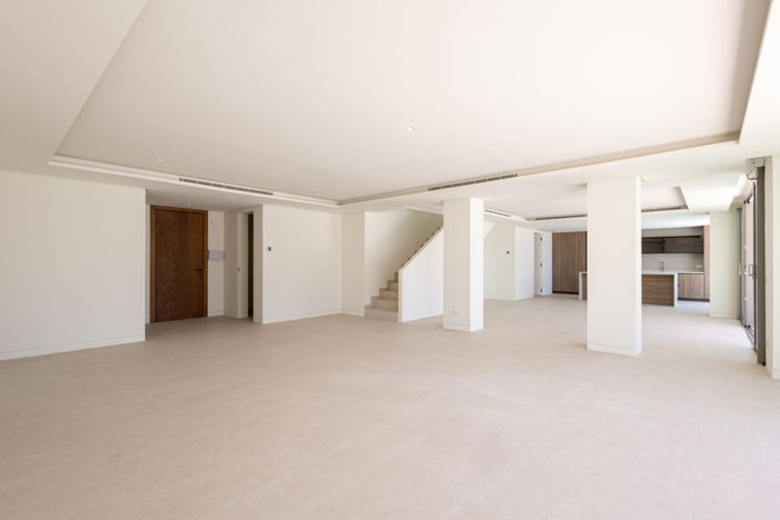 Image No.22-4 Bed Apartment for sale