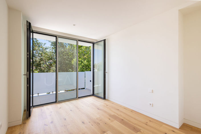 Image No.28-4 Bed Apartment for sale