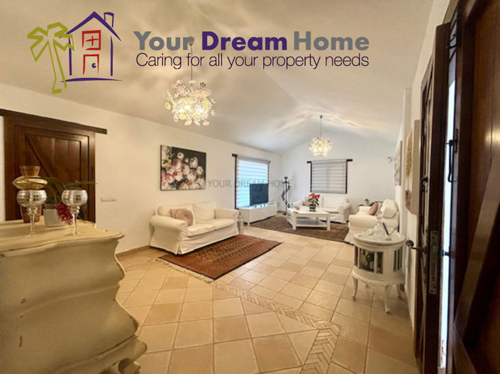 Image No.12-3 Bed House for sale