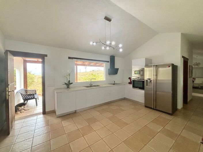 Image No.13-3 Bed Villa for sale