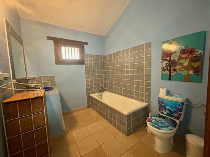 Image No.19-3 Bed Villa for sale