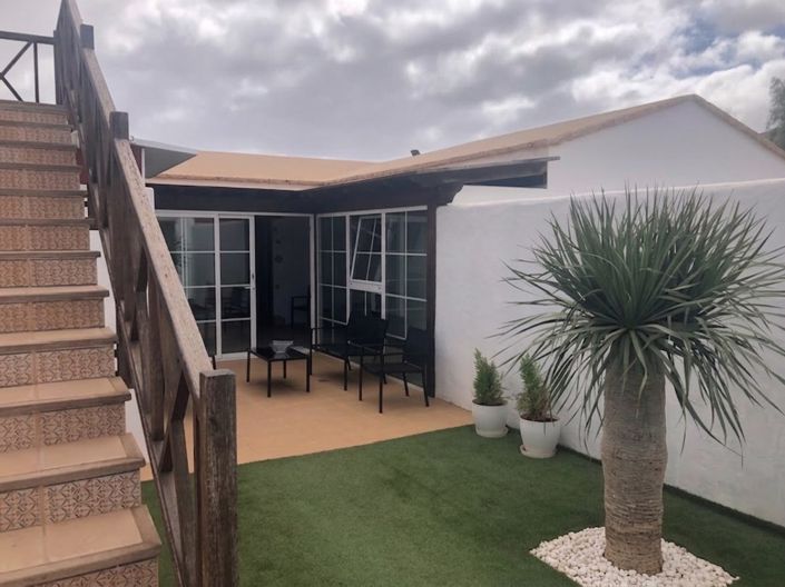 Image No.2-3 Bed Villa for sale