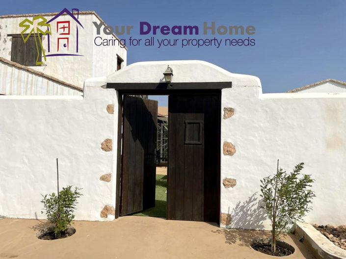 Image No.3-3 Bed House for sale