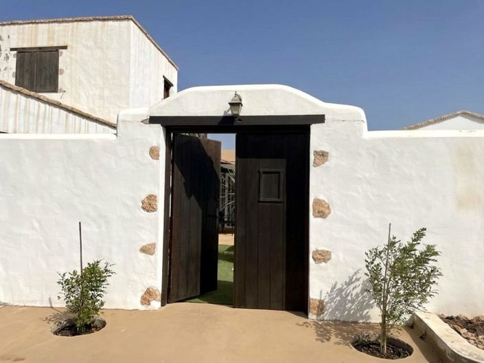 Image No.3-3 Bed Villa for sale