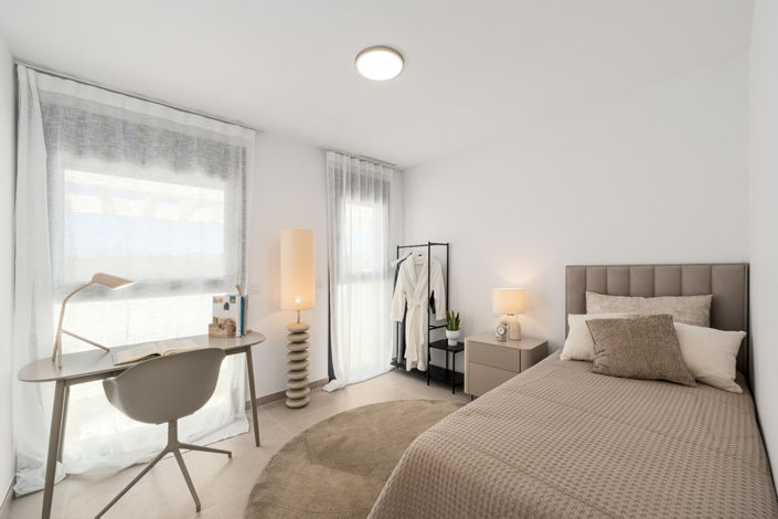 Image No.11-2 Bed Property for sale