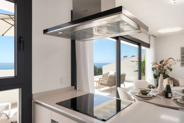Image No.15-2 Bed Property for sale