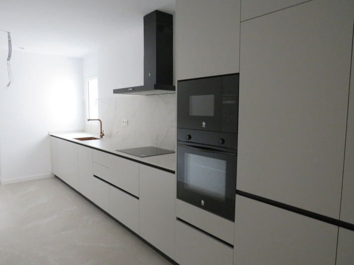 Image No.14-2 Bed Apartment for sale