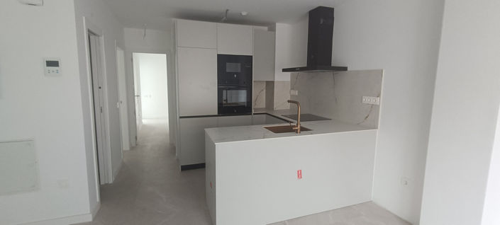 Image No.36-2 Bed Apartment for sale