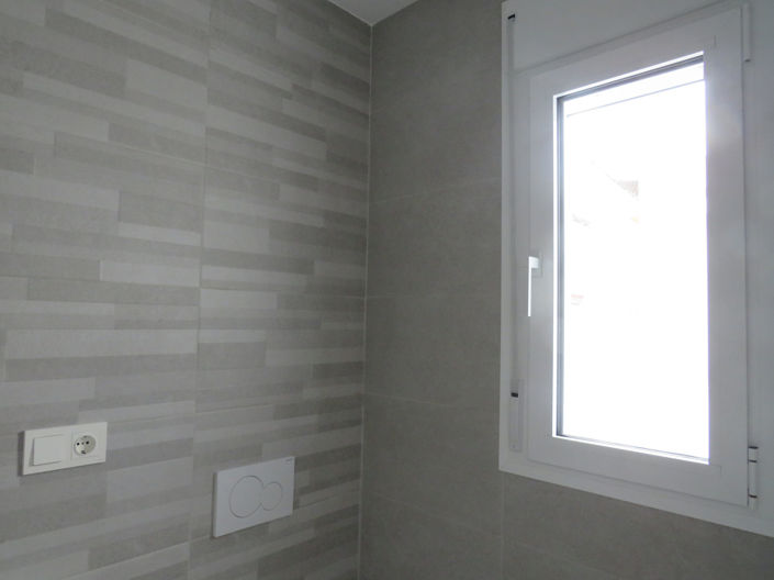 Image No.6-2 Bed Property for sale