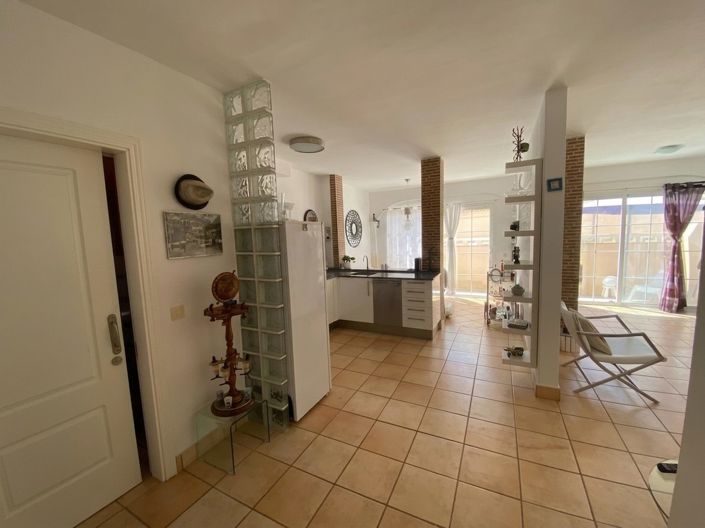 Image No.3-2 Bed House for sale
