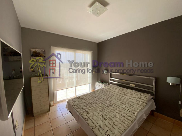 Image No.6-2 Bed House for sale