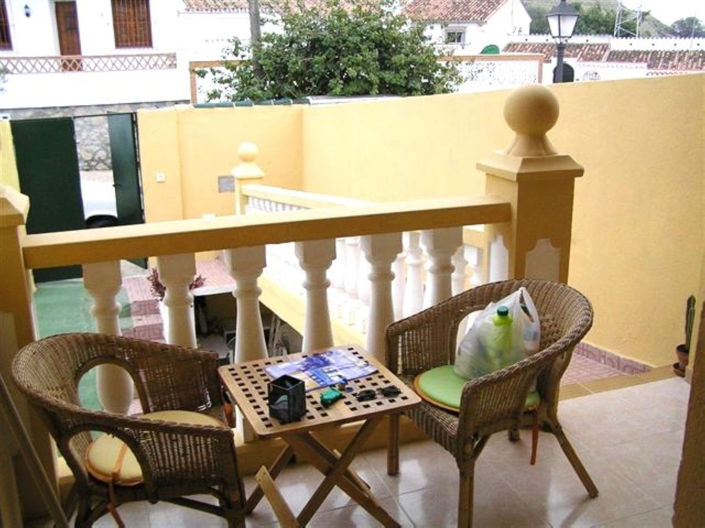 Image No.3-4 Bed House for sale