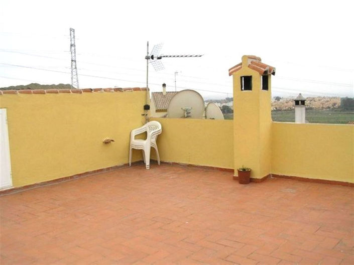 Image No.6-4 Bed House for sale