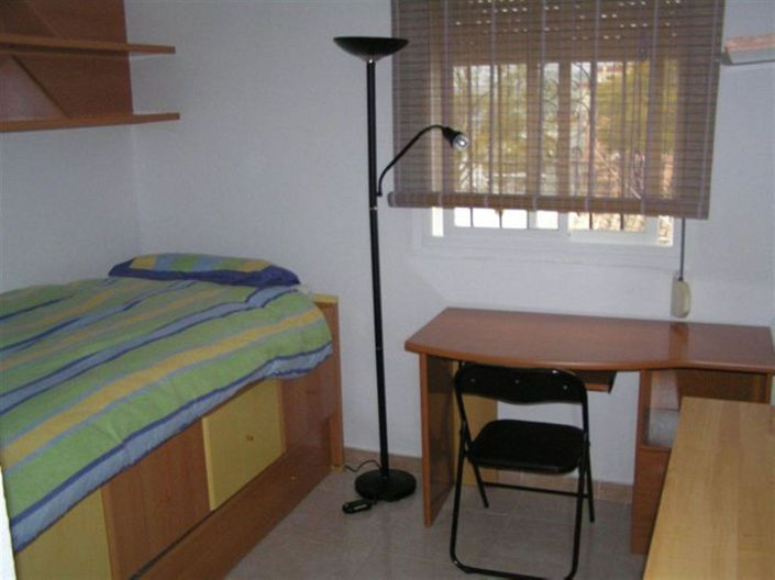 Image No.7-4 Bed House for sale