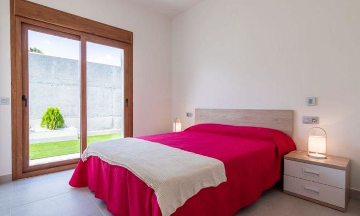 Image No.19-3 Bed Bungalow for sale
