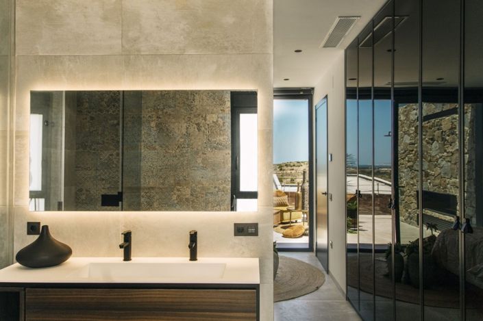 Image No.25-4 Bed Villa for sale