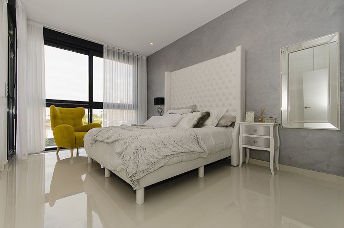 Image No.7-4 Bed House for sale