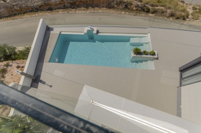 Image No.47-3 Bed House for sale