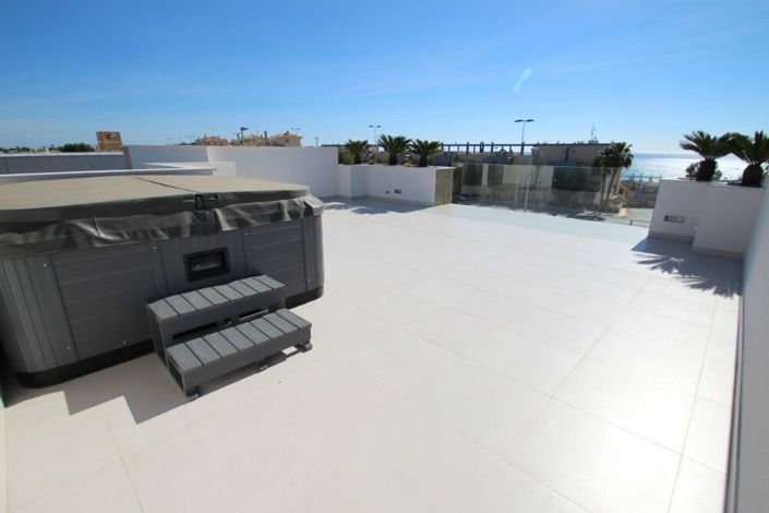 Image No.4-4 Bed Bungalow for sale