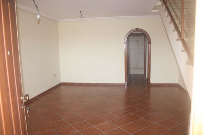 Image No.4-2 Bed Property for sale