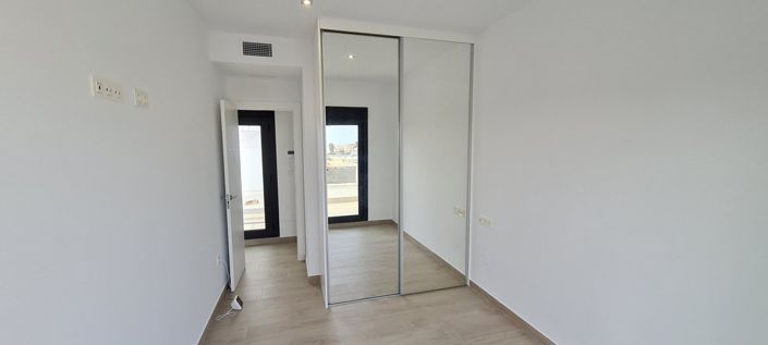 Image No.9-3 Bed Bungalow for sale